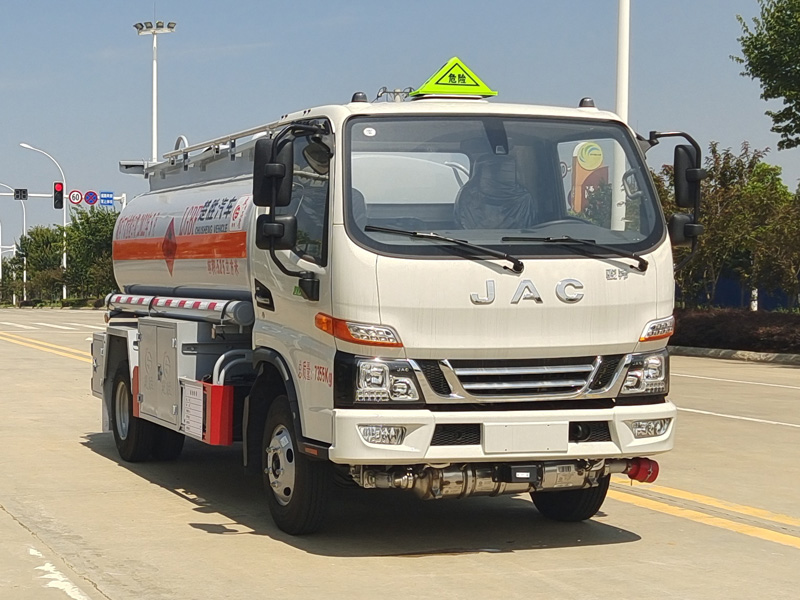 楚勝牌CSC5071GYYJH6型運油車