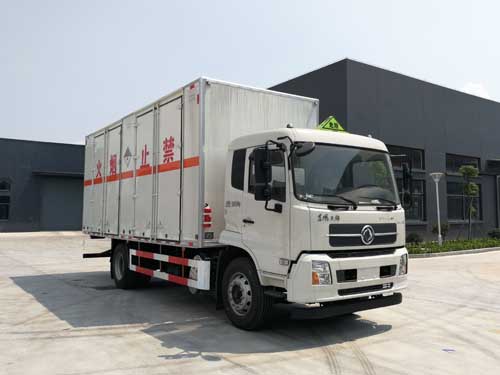 楚勝牌CSC5180XZWD6型雜項(xiàng)危險(xiǎn)物品廂式運(yùn)輸車