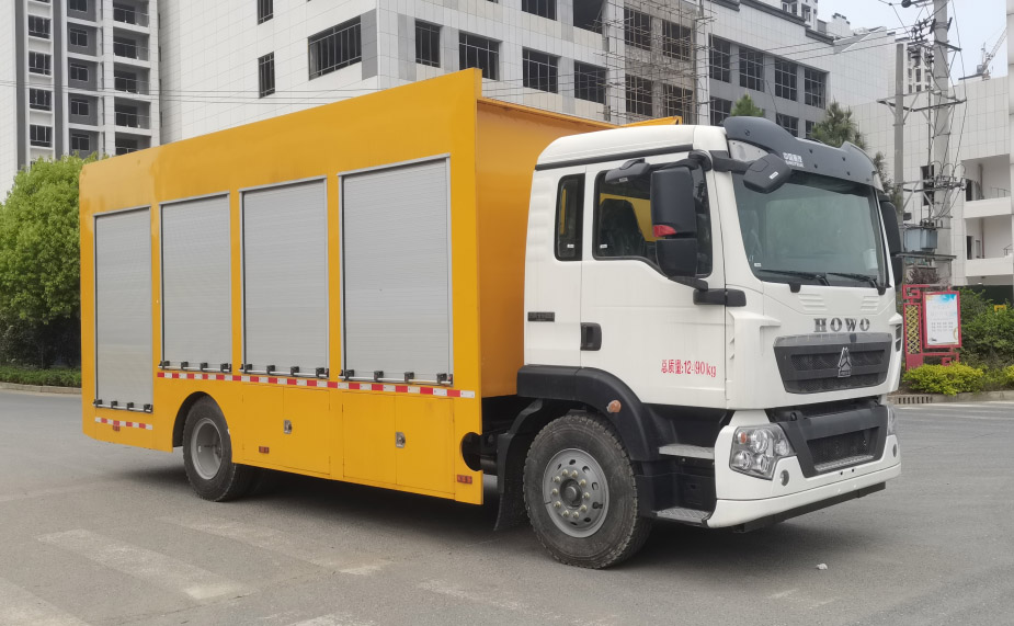 重汽豪沃遠程供排水搶險車