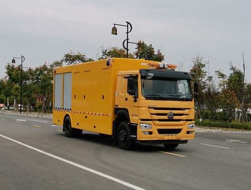 重汽豪沃大流量排水搶險車