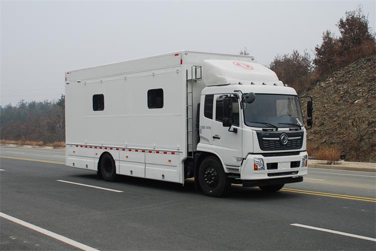 東風天錦KL單橋宿營車