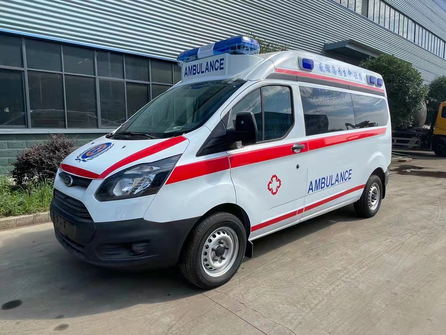 江鈴福特監護型救護車