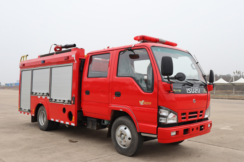 五十鈴2.5噸泡沫消防車