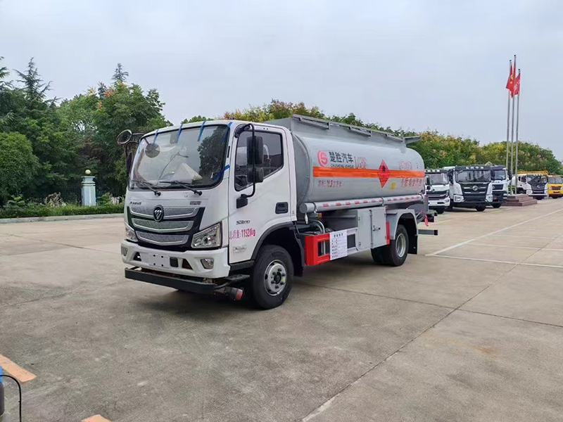 楚勝牌歐馬可10.3方（云內170）油罐車