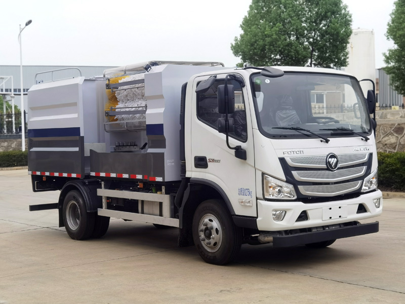 楚勝牌CSC5088GQXBK6型護(hù)欄清洗車(chē)