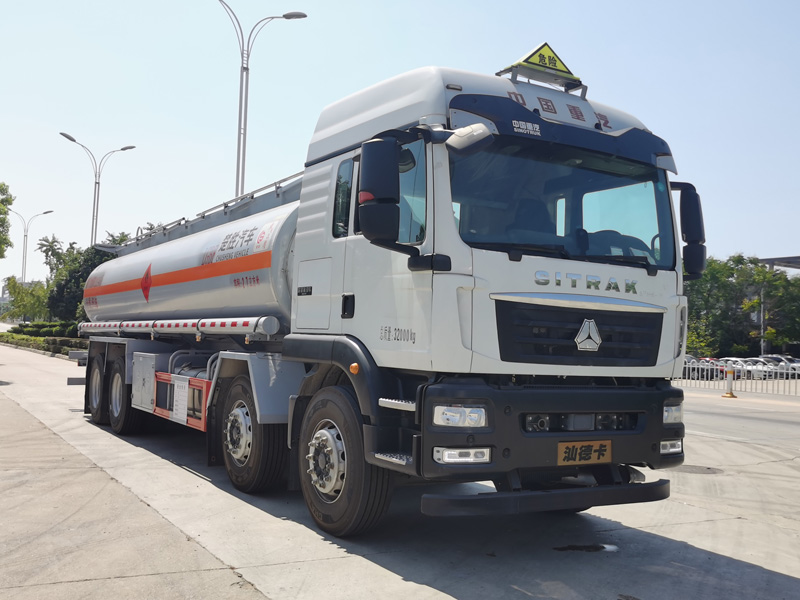 楚勝牌CSC5326GYYZK6型運(yùn)油車