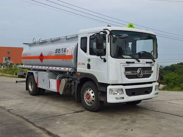 楚勝牌CSC5185GJY6A型加油車