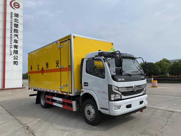 楚勝牌CSC5125XQY6型爆破器材運(yùn)輸車(chē)