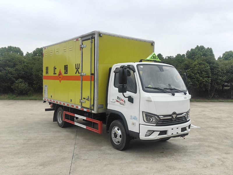 楚勝牌CSC5041XQYB6型爆破器材運(yùn)輸車(chē)