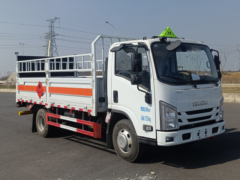 楚勝牌CSC5070TQPJW6型氣瓶運輸車