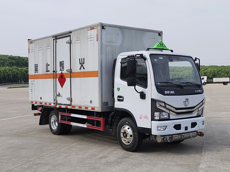 楚勝牌CSC5042XRQ6型易燃氣體廂式運輸車