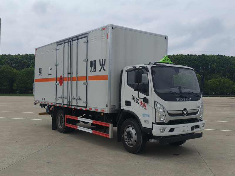 楚勝牌CSC5128XRQBJ6型易燃氣體廂式運輸車