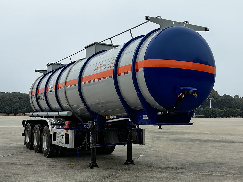 楚勝牌CSC9401GFWCY型腐蝕性物品罐式運輸半掛車
