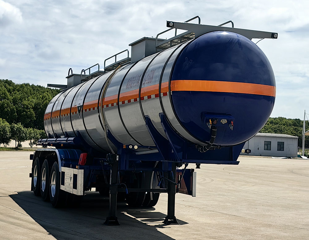 楚勝牌CSC9404GFWCY型腐蝕性物品罐式運輸半掛車